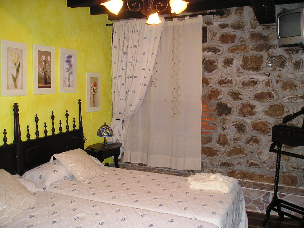 Posada Trisileja Cos Ruang foto